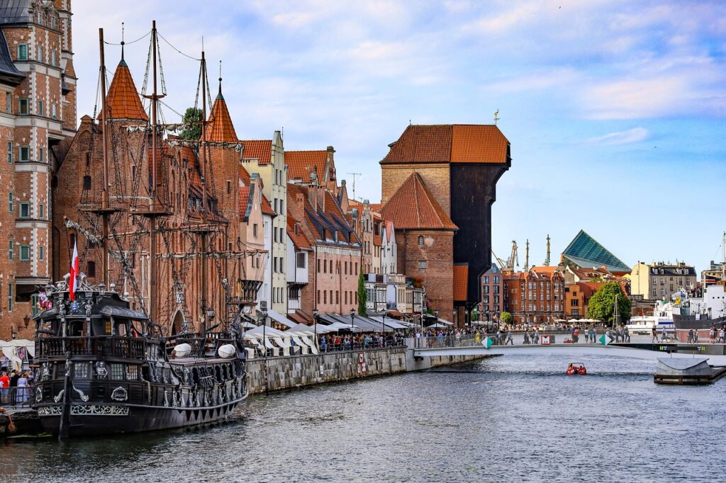 river, gdansk, poland, old town, landscape, city, cityscape, gdansk, gdansk, gdansk, gdansk, gdansk